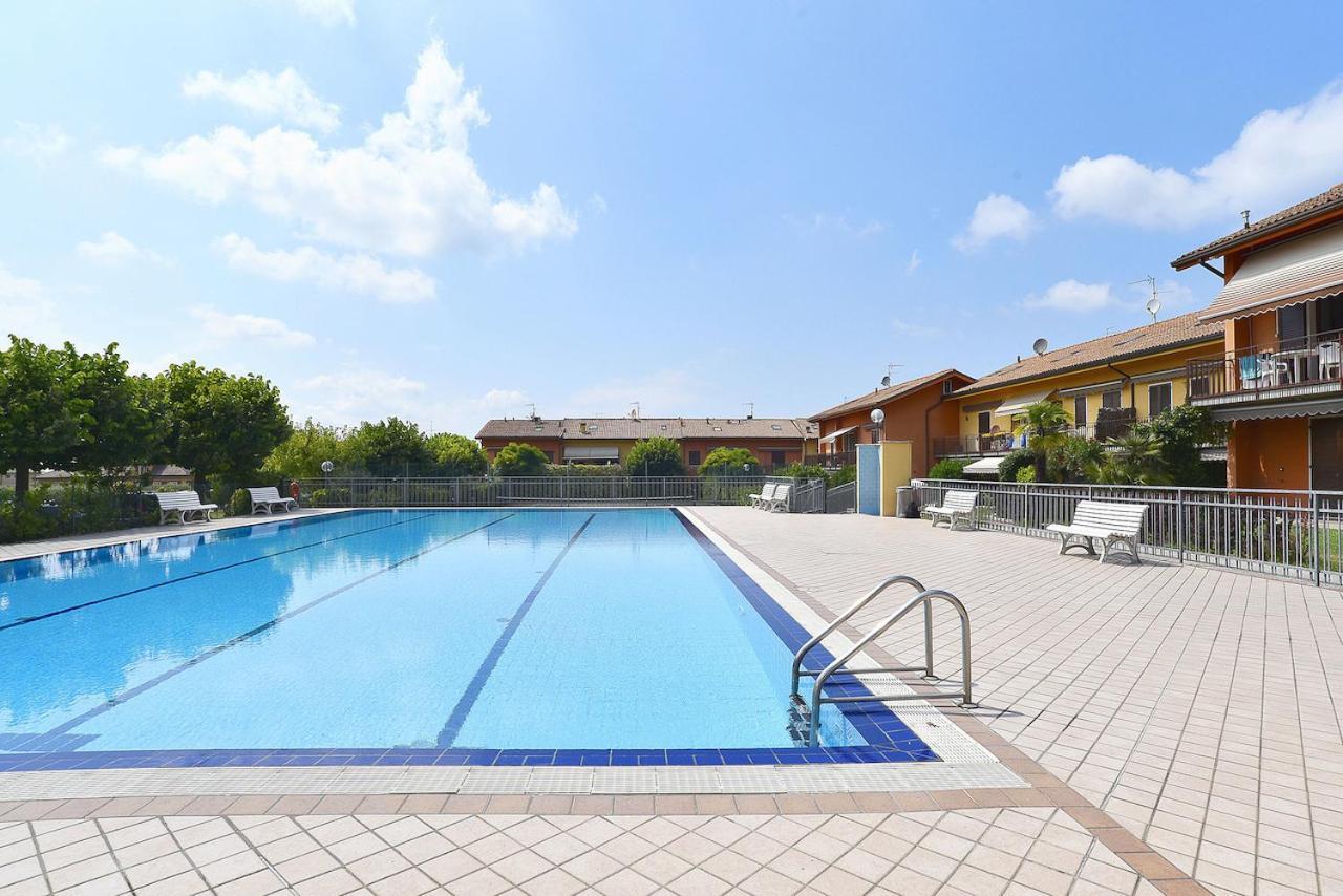 Appartamento Dei Salici Lazise Bagian luar foto
