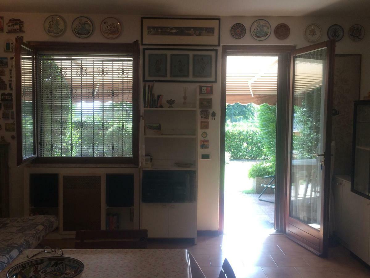 Appartamento Dei Salici Lazise Bagian luar foto